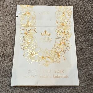 New Malie Pikake Bath Soaking Salt 2oz